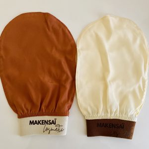 Gant exfoliant en soie de mûrier - une peau soyeuse en moins de 5 minutes !
Grand format pour le corps